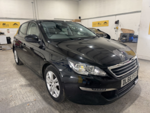 2017 Peugeot 308 1.6 Bluehdi Active in Black — image 6