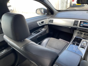2015 Jaguar Xf 2.2d R-Sport Auto Euro 5 (s/s) 4dr in Blue — image 3