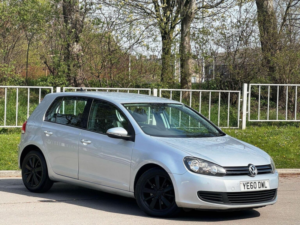 2010 Volkswagen Golf 1.6 Tdi Match DSG Euro 5 5dr in Silver — image 2