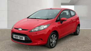 2010 Ford Fiesta 1.25 Edge Hatchback 3dr Petrol Manual (129 G/km, 81 Bhp) in Red — image 2