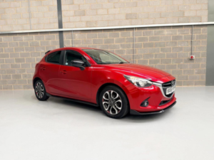 2016 Mazda Mazda2 1.5 Skyactiv-G Sport Black Euro 6 (s/s) 5dr in Red — image 5