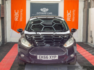 2016 Ford Fiesta 1.25 Zetec Euro 6 3dr in Black — image 2