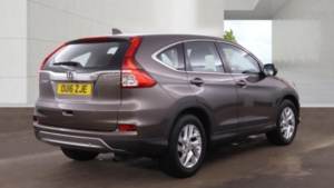 2016 Honda Cr-V 1.6 I-Dtec Se in Brown — image 3