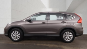 2016 Honda Cr-V 1.6 I-Dtec Se in Brown — image 6