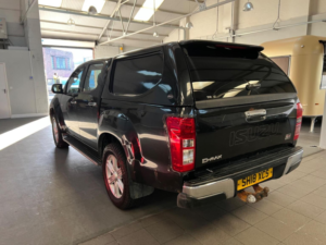 2018 Isuzu D-Max 1.9 Td Yukon 4WD Euro 6 4dr in Black — image 5