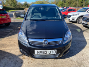 2013 Vauxhall Zafira 1.7 Cdti Ecoflex Design in Black — image 4