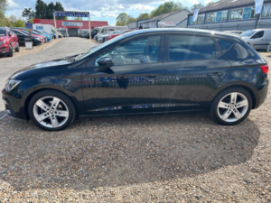 2018 SEAT Leon 1.5 Tsi Evo Fr DSG Euro 6 (s/s) 5dr in Black — image 4
