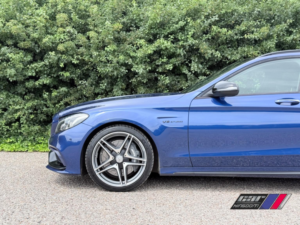 2015 Mercedes-Benz C Class 4.0 C63 V8 Biturbo Amg in Blue — image 3