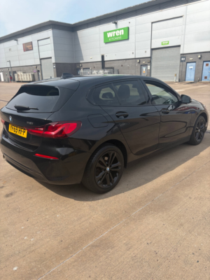 2019 BMW 1 Series 1.5 118i Sport Hatchback 5dr Petrol Manual Euro 6 (s/s) (140 Ps) in Black — image 5