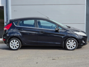 2009 Ford Fiesta 1.4 Zetec 5dr in Black — image 5