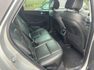 2016 Hyundai Tucson 2.0 Tucson Prem 2.0 D 136ps 4WD in Silver — image 5