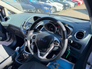 2011 Ford Fiesta 1.6 Tdci Dpf Titanium 5dr in Silver — image 3