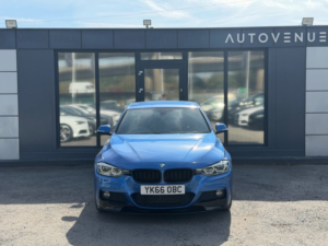 2016 BMW 3 Series 2.0 320d M Sport Saloon 4dr Diesel Auto Euro 6 (s/s) (190 Ps) in Blue — image 3