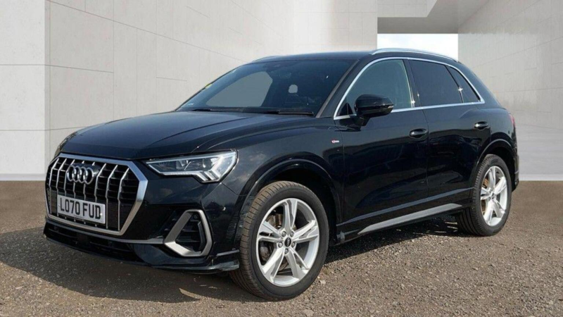 2021 Audi Q3 1.5 Tfsi Cod 35 S Line S Tronic Euro 6 (s/s) 5dr in Black — image 1