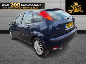 2004 Ford Focus 1.6 I 16v Zetec in Blue — image 5