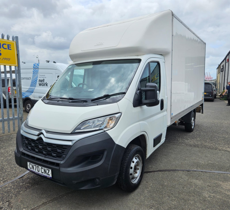 2020 Citroen Relay Luton 2.2 Bluehdi 35 X in White — image 1
