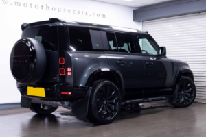 2021 Land Rover Defender 110 2.0 P300 X-Dynamic Se Auto 4WD Euro 6 (s/s) 5dr in Grey — image 2