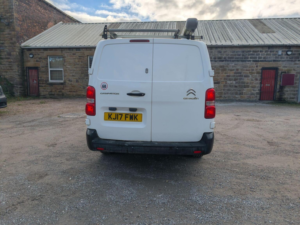 2017 Citroen Dispatch 2.0 Bluehdi 1400 Enterprise Xl Fwd 3 Euro 6 (s/s) 6dr in White — image 4