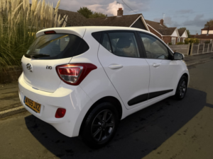 2015 Hyundai I10 1.2 Premium in White — image 6