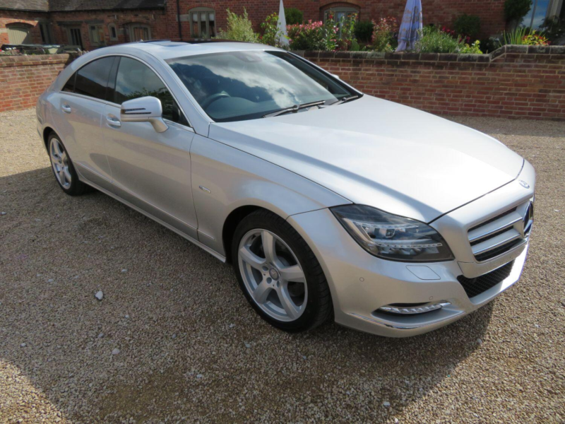 2011 Mercedes-Benz Cls Cls 350 in Silver — image 1
