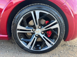 2014 Peugeot 208 1.6 Thp Gti in Red — image 5