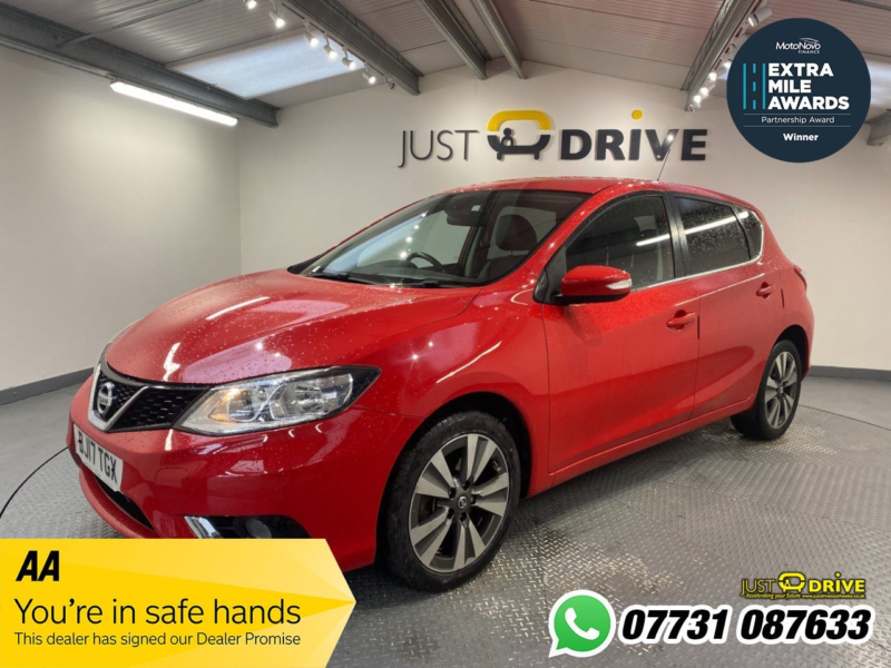 2017 Nissan Pulsar 1.2 Dig-T N-Connecta Hatchback 5dr Petrol Xtron Euro 6 (s/s) (115 Ps) in Red — image 1