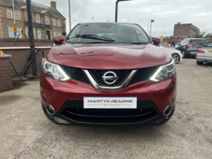 2014 Nissan Qashqai 1.5 Dci Acenta Premium in Red — image 4