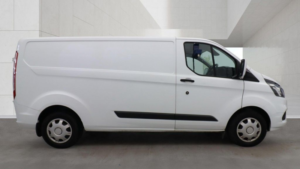 2021 Ford Transit Custom 2.0 320 Ecoblue Trend Panel Van 5dr Diesel Manual L2 H1 Euro 6 (130 Ps) in White — image 5