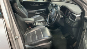 2017 Kia Sorento 2.2 Crdi Kx-4 Auto AWD Euro 6 5dr in Silver — image 5