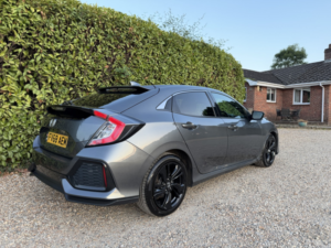 2018 Honda Civic 1.6 I-Dtec Sr in Grey — image 3
