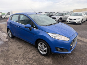 2013 Ford Fiesta 1.25 Zetec Euro 5 5dr in Blue — image 5