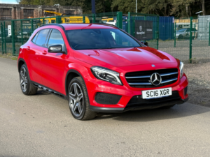 2016 Mercedes-Benz Gla 2.1 Gla220d Amg Line (premium) SUV 5dr Diesel 7g-Dct 4matic Euro 6 (s/s) (177 Ps) in Red — image 3