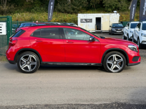 2016 Mercedes-Benz Gla 2.1 Gla220d Amg Line (premium) SUV 5dr Diesel 7g-Dct 4matic Euro 6 (s/s) (177 Ps) in Red — image 4