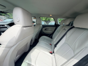 2018 Land Rover Range Rover Evoque Td4 Se Tech in White — image 2