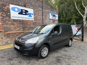2015 Citroen Berlingo 1.6 Berlingo 625 Enterprise Hdi in Grey — image 4