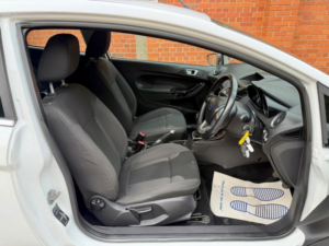 2013 Ford Fiesta 1.25 Zetec Euro 5 3dr in White — image 3