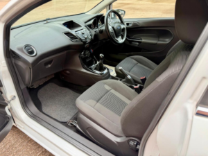 2013 Ford Fiesta 1.25 Zetec Euro 5 3dr in White — image 6