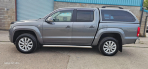 2013 Volkswagen Amarok 2.0 Bitdi Bluemotion Tech Highline 4motion Euro 5 (s/s) 4dr in Grey — image 4