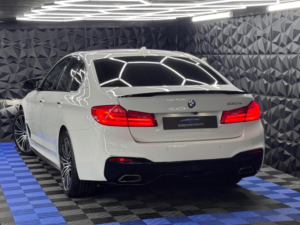 2017 BMW 5 Series 2.0 530e 9.2kwh M Sport Auto Euro 6 (s/s) 4dr in White — image 4