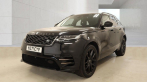 2021 Land Rover Range Rover Velar 2.0 D200 Mhev R-Dynamic Hse Auto 4WD Euro 6 (s/s) 5dr in Black — image 6