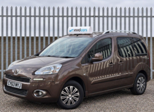2014 Peugeot Partner Tepee 1.6 Hdi Tepee S 5dr in Brown — image 2