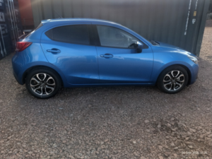 2017 Mazda Mazda2 1.5 Skyactiv-G Sport Nav in Blue — image 4