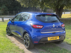2018 Renault Clio 1.5 Dynamique S Nav Dci 90 in Blue — image 3