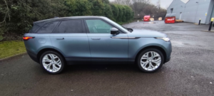 2017 Land Rover Range Rover Velar 2.0 D240 Hse SUV 5dr Diesel Auto 4WD Euro 6 (s/s) (240 Ps) in Blue — image 6