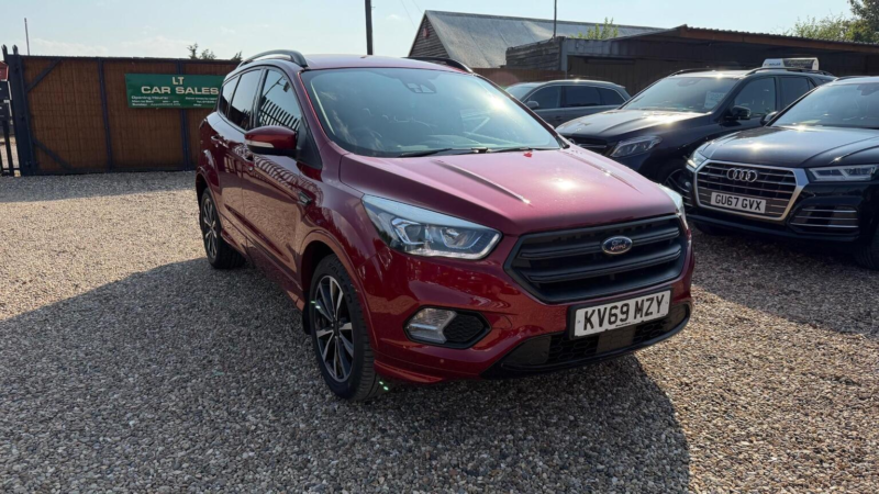 2019 Ford Kuga 1.5t Ecoboost St-Line Auto Euro 6 (s/s) 5dr in Red — image 1