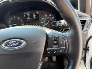 2018 Ford Fiesta 1.0t Ecoboost Zetec Euro 6 (s/s) 5dr in White — image 6