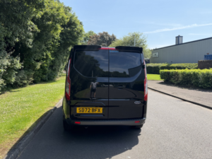 2022 Ford Transit Custom 2.0 Transit Custom Active Van 300 L1 2.0l Ecoblue 130ps Fwd 6 Speed Manual in Black — image 4