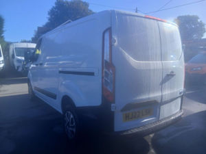 2022 Ford Transit Custom 2.0 280 Ecoblue Leader Panel Van 5dr Diesel Manual L1 H1 Euro 6 (s/s) (105 Ps) in White — image 6