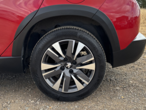 2018 Peugeot 2008 1.2 Puretech Allure Premium in Red — image 5
