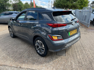 2023 Hyundai Kona 64kwh Premium SUV 5dr Electric Auto (10.5kw Charger) (204 Ps) in Grey — image 5